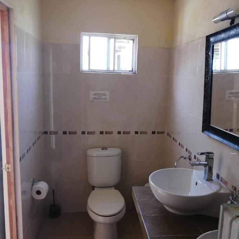 Guest house La Casa del Quetzal - Double Room with Private Bathroom - 10