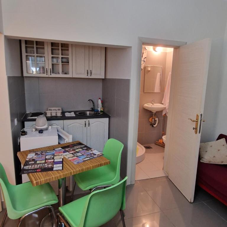 Apartments Katarina - Apartment - Ground Floor - 4