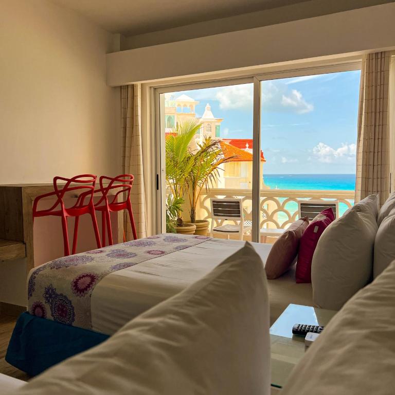 Seashore Apartment Cancun - Studio with Sea View - 22