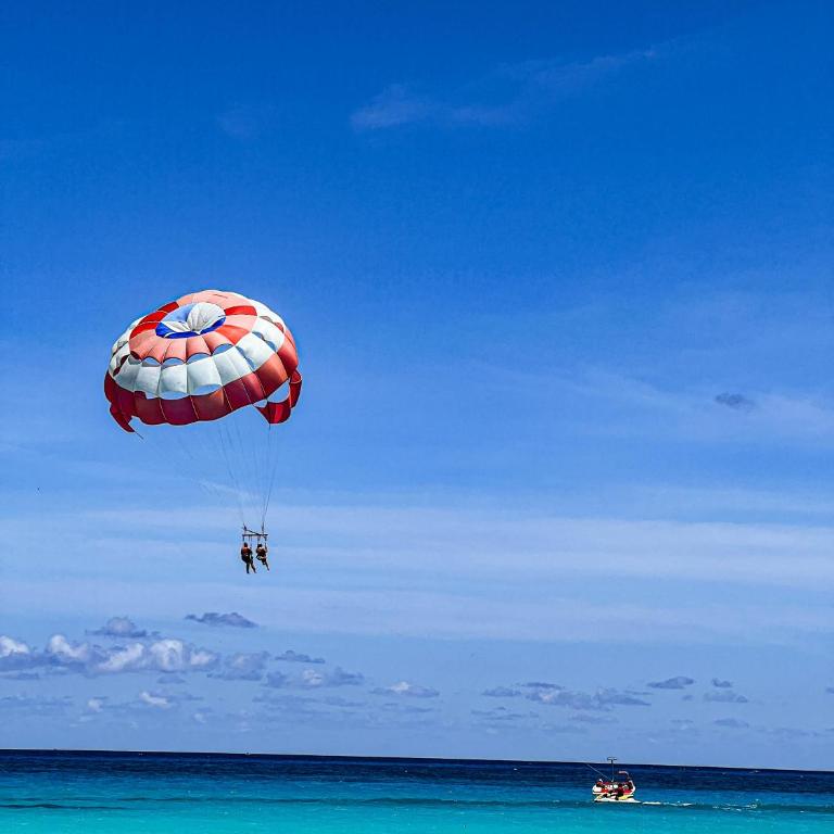 Seashore Apartment Cancun - Studio Apartment with Sea View - 14