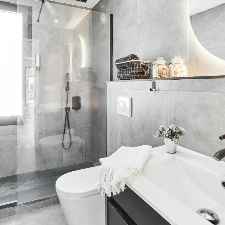 Villa in Fuengirola Center NEW SALT WATER POOL - Villa - 26