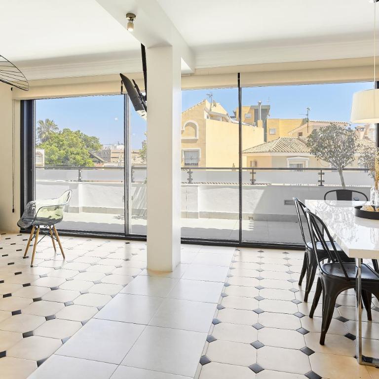 Villa in Fuengirola Center NEW SALT WATER POOL - Villa - 15