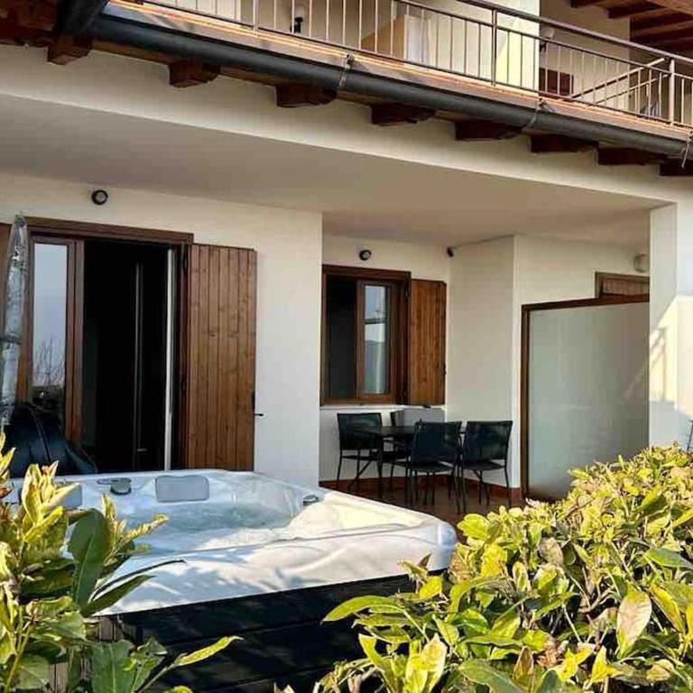 NEU Suite Perlago, Whirlpool & Seeblick - Appartamento con 2 Camere da Letto - 16