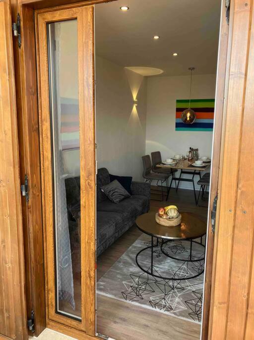 NEU Suite Perlago, Whirlpool & Seeblick - Appartamento con 2 Camere da Letto - 19
