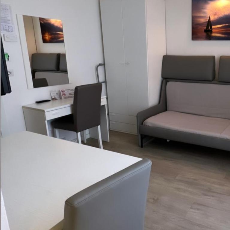 Hotel Ardea - Suite Deluxe - 8