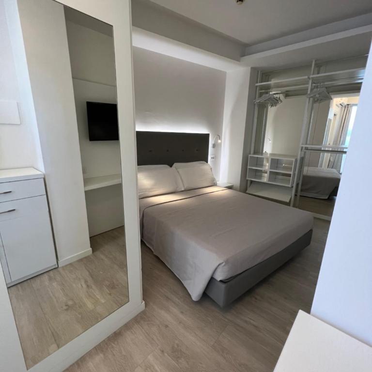 Hotel Ardea - Suite Deluxe - 11