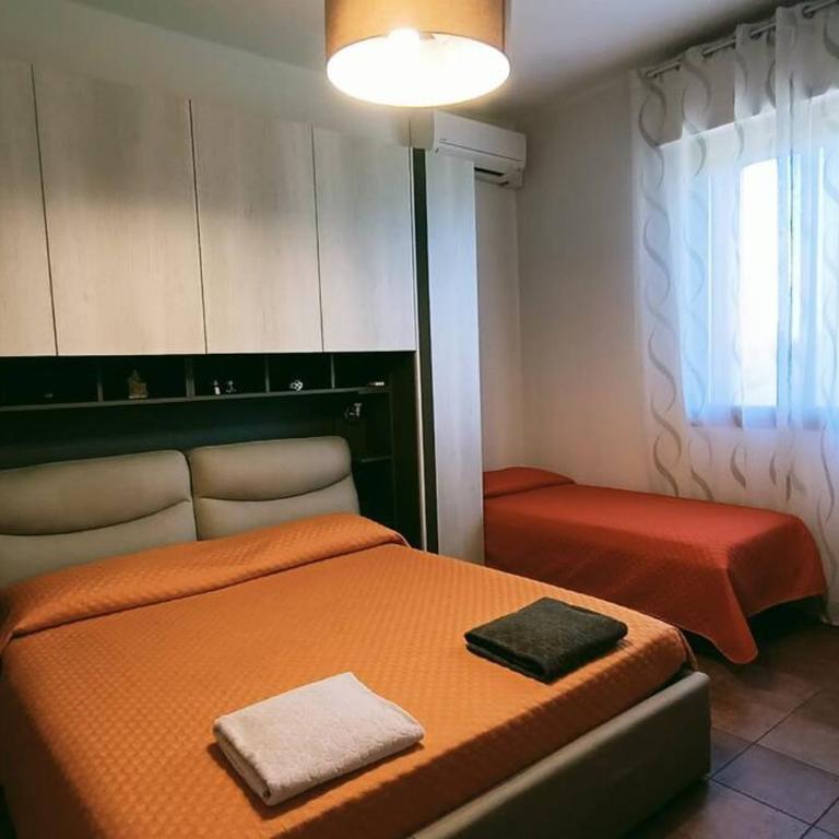 Panorama - Two-Bedroom Apartment - 10