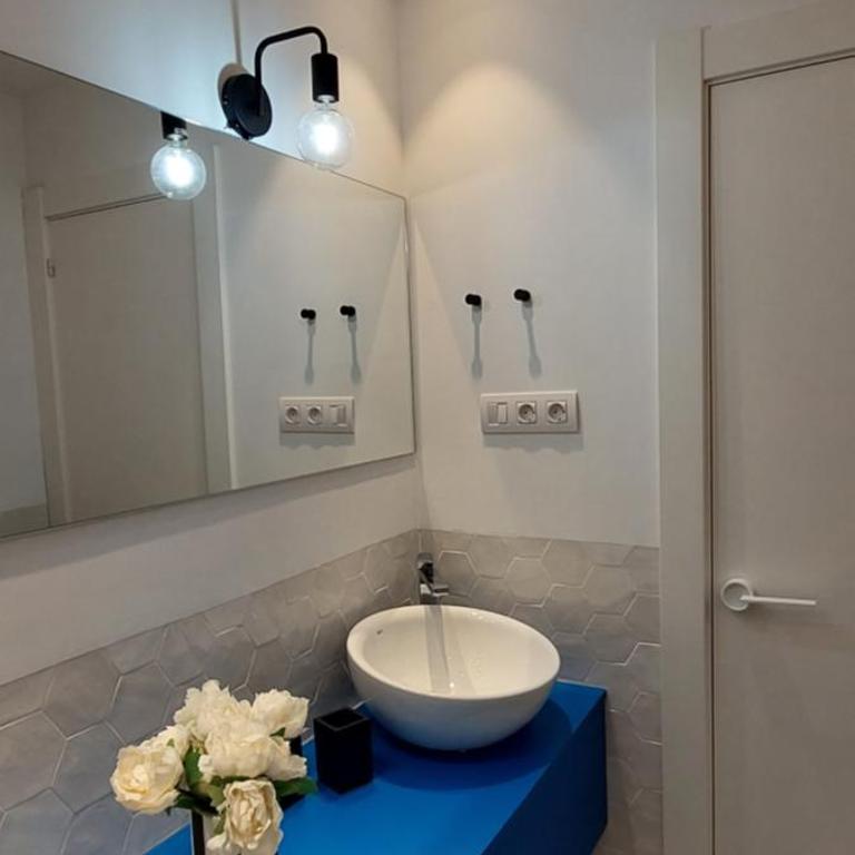 Alojamiento moderno y sofisticado con vistas a la ciudad - Apartamento de 2 dormitorios - 8