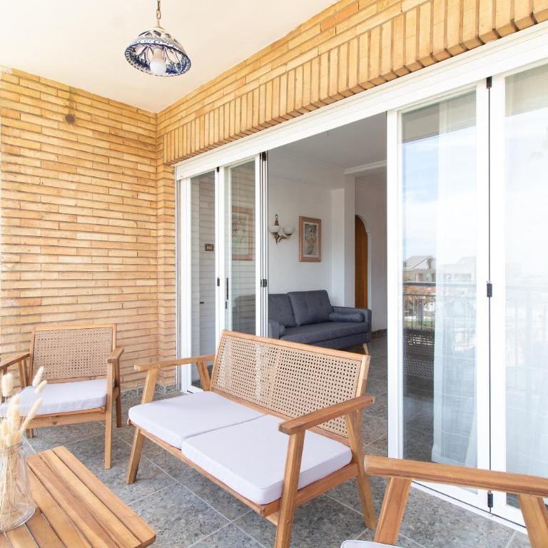 Global Vacacional, Apartamento con terraza y piscina a un paso de la playa - Apartment - 6