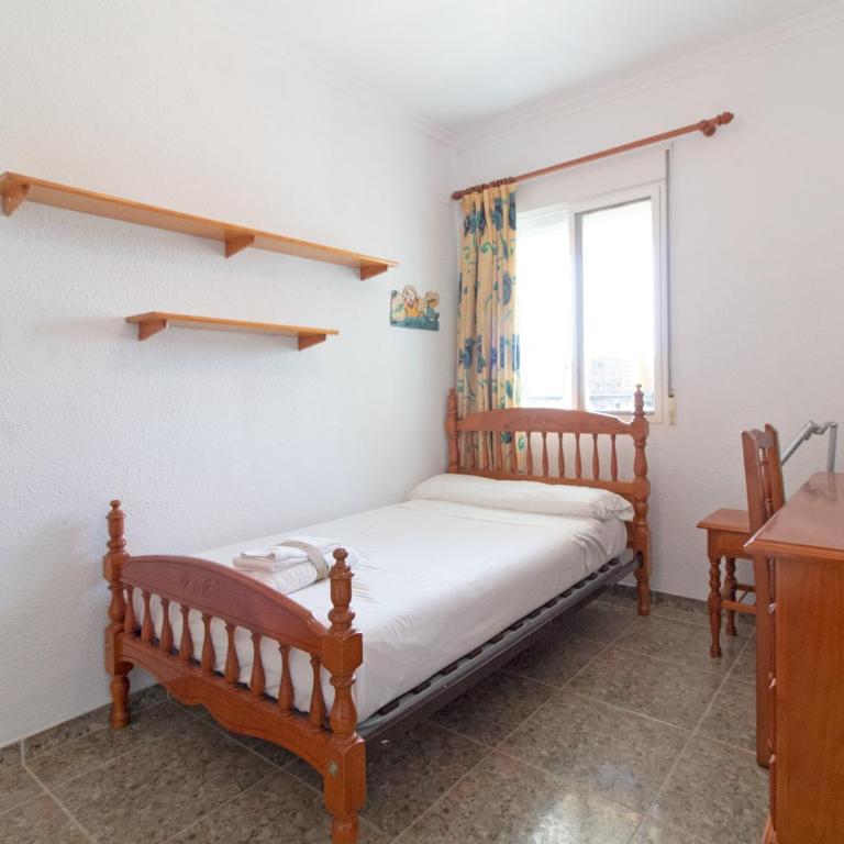 Global Vacacional, Apartamento con terraza y piscina a un paso de la playa - Apartment - 30