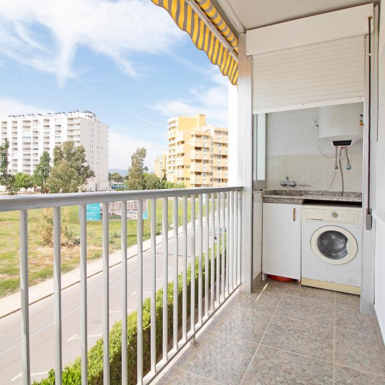 Global Vacacional, Apartamento con terraza y piscina a un paso de la playa - Apartment - 36