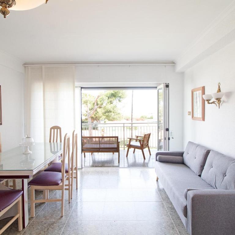 Global Vacacional, Apartamento con terraza y piscina a un paso de la playa - Apartment - 5