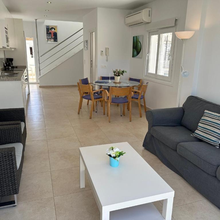 Nerja Paradise Rentals - Villa Jade - Villa - 14
