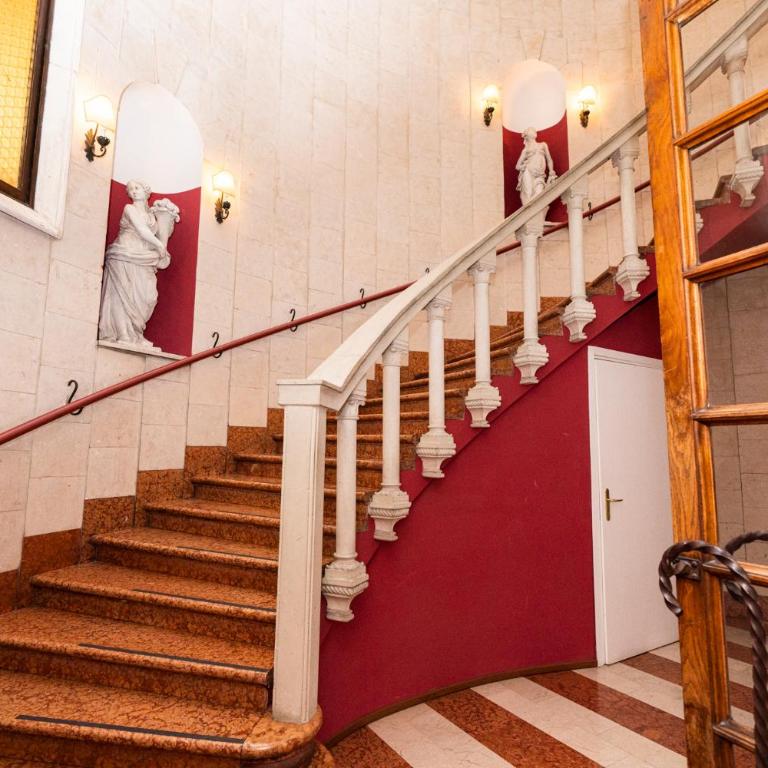 Elegante residenza con affaccio su Porta Leoni - Domus Verona - Appartamento con 3 Camere da Letto - 32
