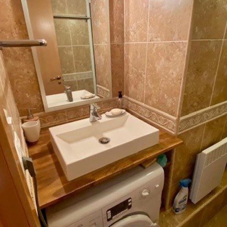 Charmant F2 à Amélie-les-Bains avec parking, ascenseur et équipements complets - Apartment mit 1 Schlafzimmer - 9