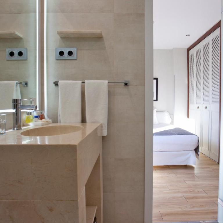 Espahotel Plaza Basílica - Studio (2 Adultes) - 19