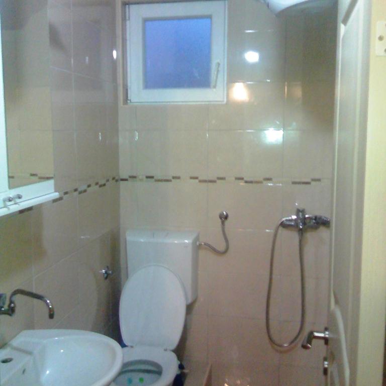 Apartments Radojević - One-Bedroom Apartment with Balcony - 6
