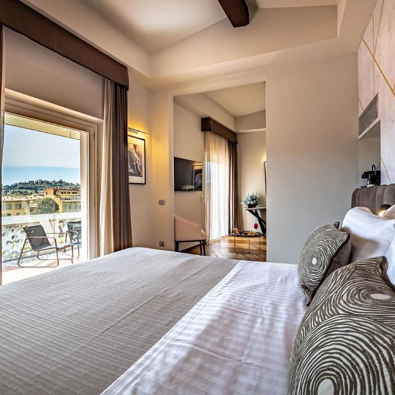 Palazzo Alfieri - Place of Charme - Suite Deluxe con Terrazza - 1