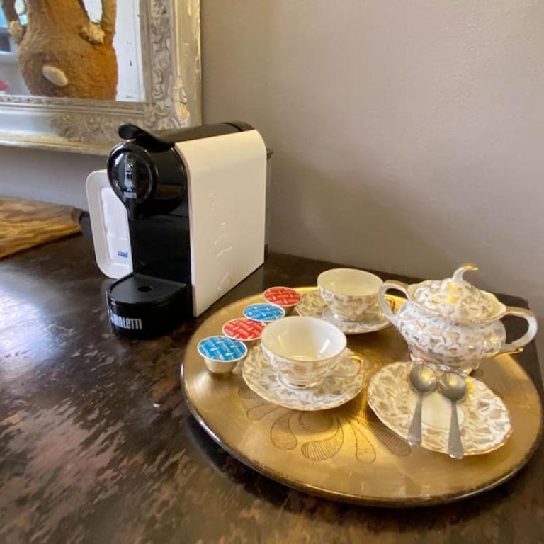 [Duomo a 10 minuti a piedi] + Parking davanti casa - One-Bedroom Apartment - 6