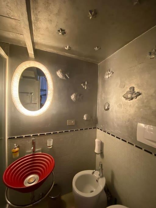 [Duomo a 10 minuti a piedi] + Parking davanti casa - One-Bedroom Apartment - 21