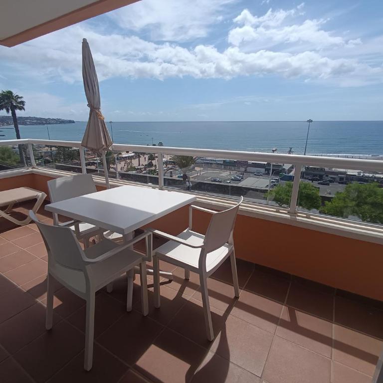 Apartamentos Horizonte - Habitación Doble Deluxe con balcón y vistas al mar - 16