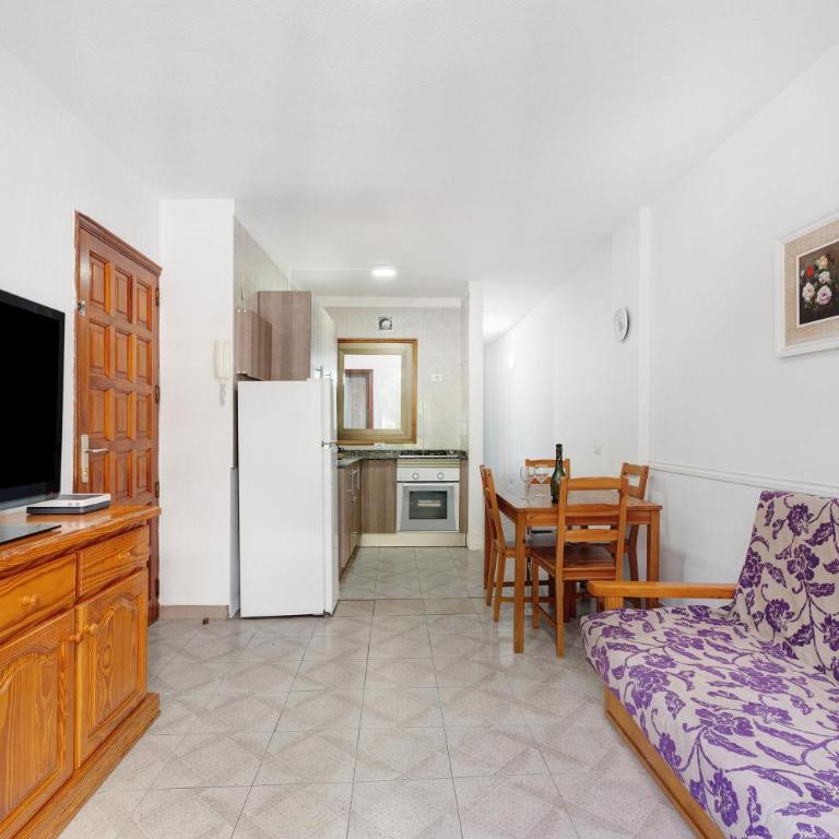 Los Cristianos - Emeterio Center Apartament - 5 min Beach - Apartamento - 10