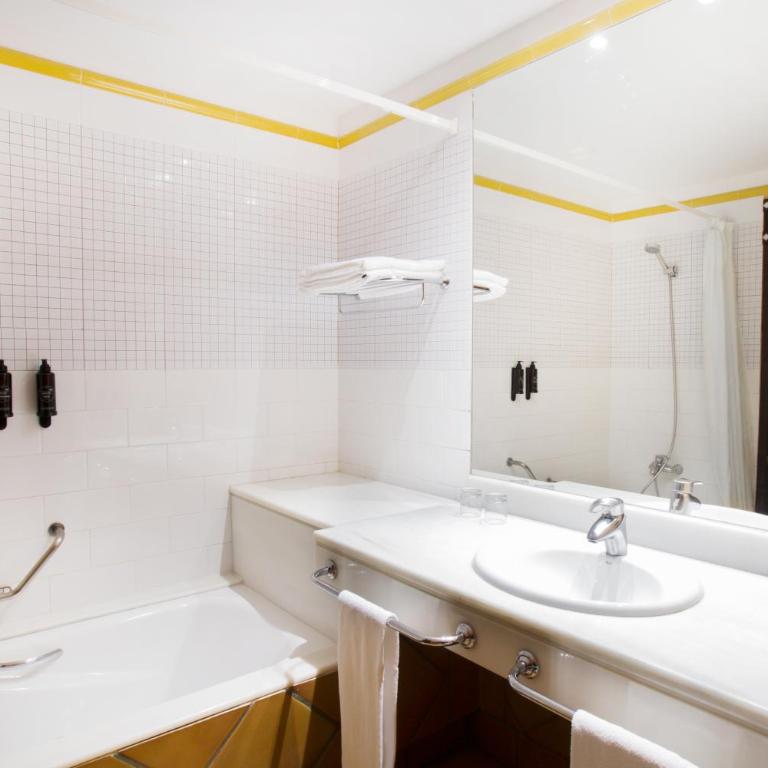 Ibersol Almuñecar Beach & Spa Hotel - Habitación Doble - 1 o 2 camas - 2
