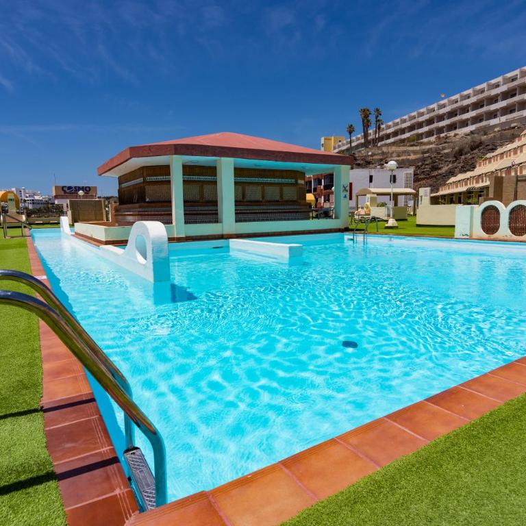 The House of Nonni Ventura - beachfront, ocean view, Wi-Fi, aircon, swimming pool - Apartamento de 1 dormitorio - 24