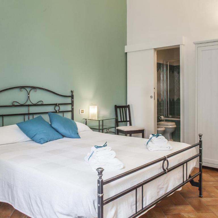 Chez Moi B&B - Large Double Room - 2