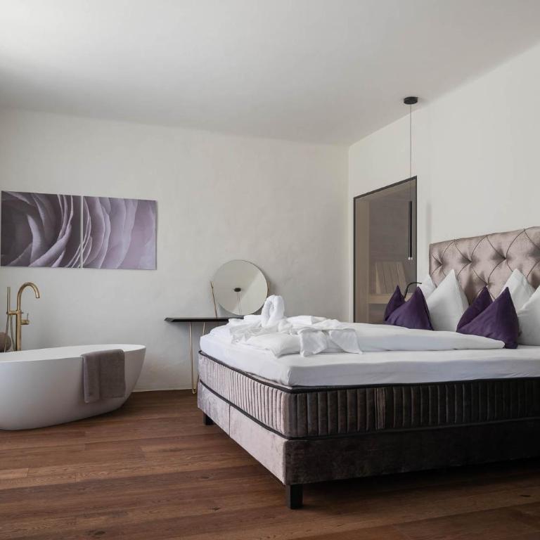 Ansitz Battisti Suites - Deluxe Suite - 1