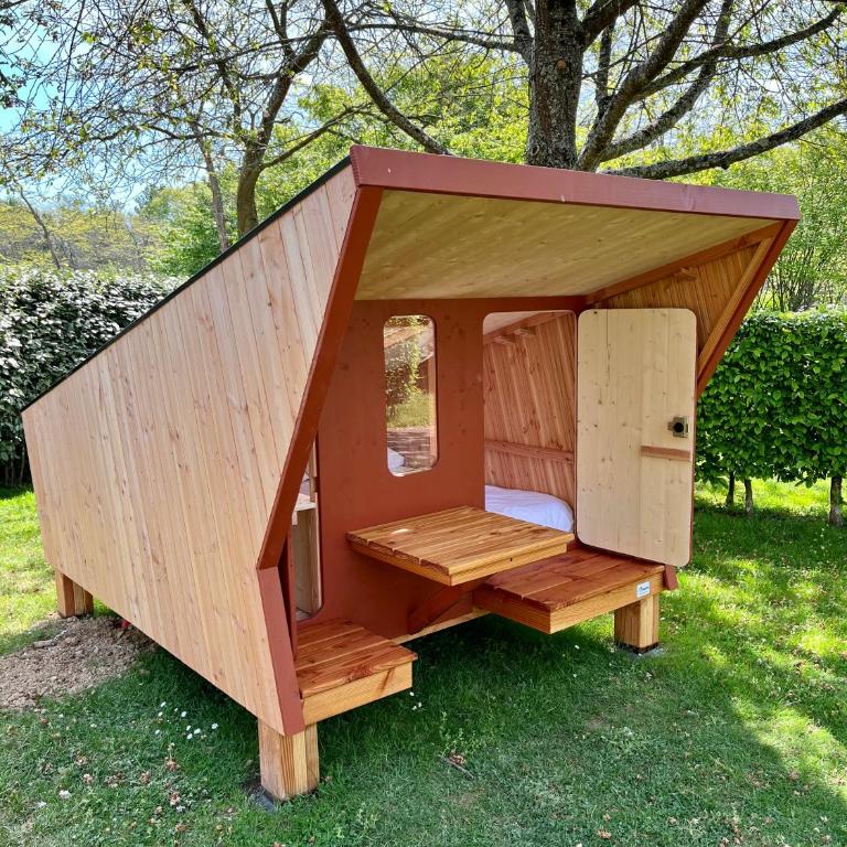 Camping des Gayeulles - Hütte (2 Erwachsene) ohne Küche und Sanitäreinrichtung - 9