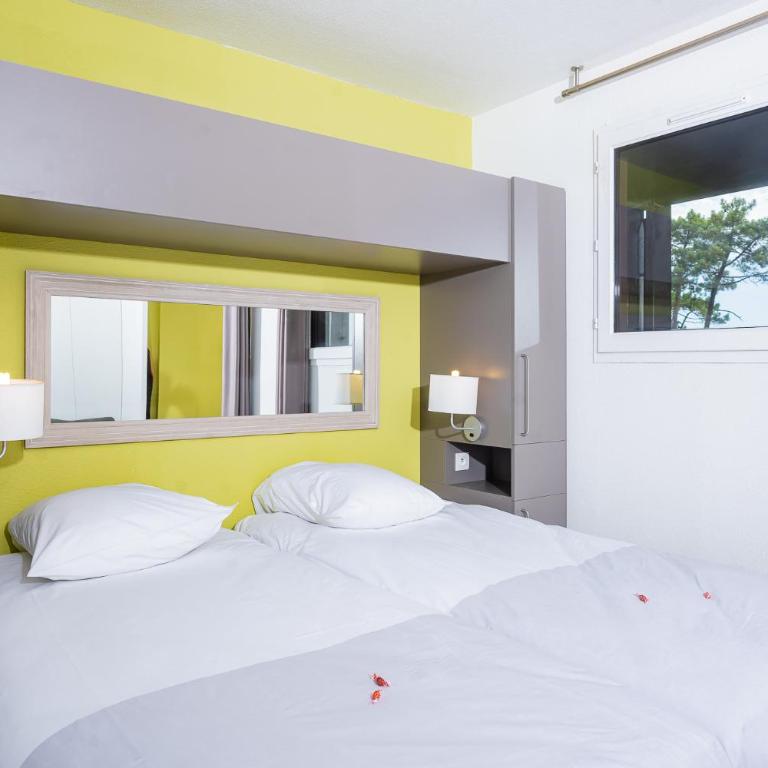Villages Clubs du Soleil - SOUSTONS - Chambre Quadruple avec Salle de Bains Privative - 3