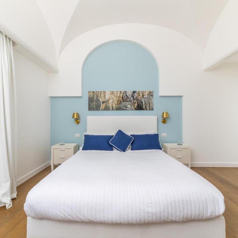 Casa Dani Capri - Camera Matrimoniale Deluxe con Balcone e Vista Mare - 6