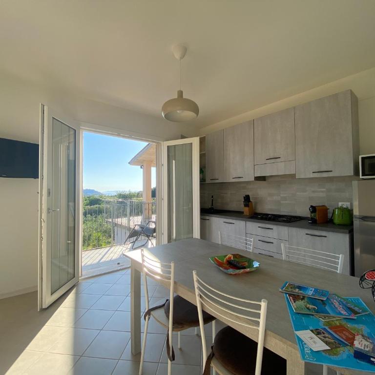 Appartamenti Mirella - Appartamento con Vista Mare - 2