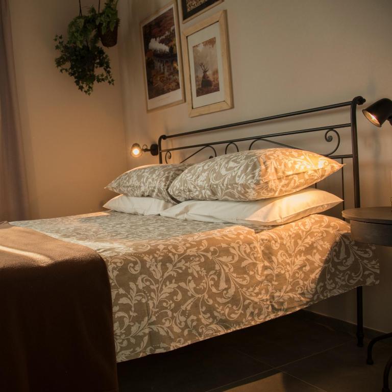 B&B Belelì Daramba - Camera Matrimoniale con Bagno Privato - 2