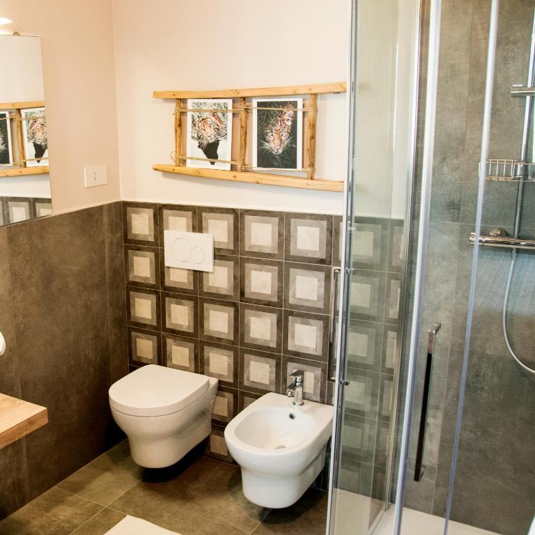 B&B Belelì Daramba - Camera Matrimoniale con Bagno Privato - 4