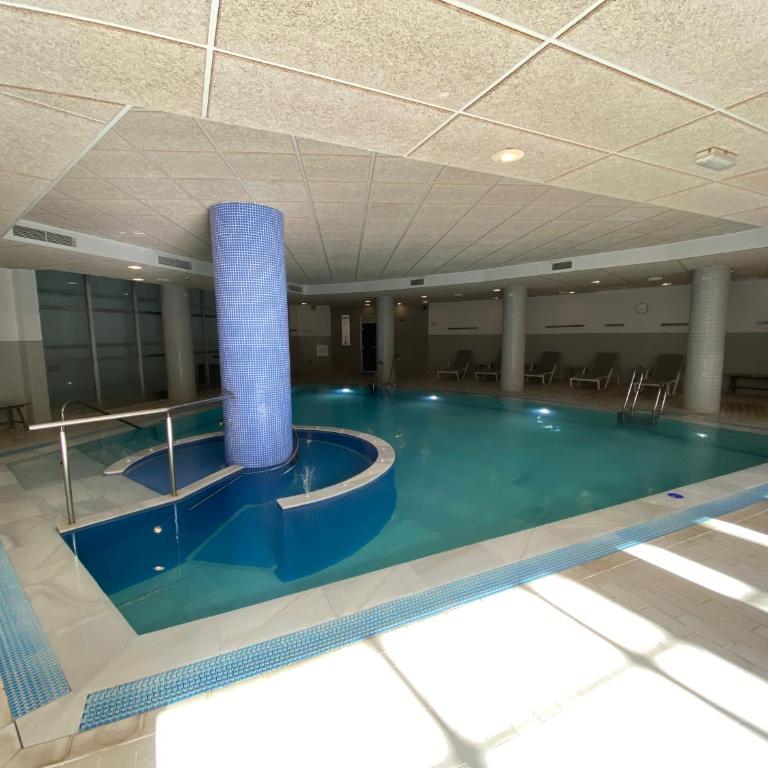 Apartamento lujo en primera línea de playa en Bahía de la Plata, Estepona - Two-Bedroom Apartment - 48