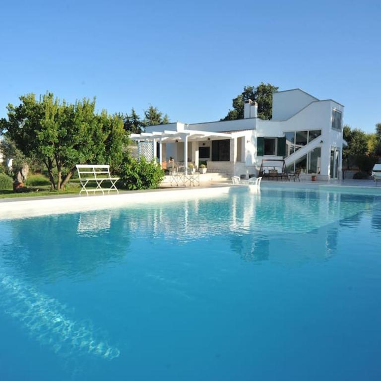 CASA NEL VERDE CON GIARDINO E PISCINA PRIVATA - Villa con Piscina Privata - 1