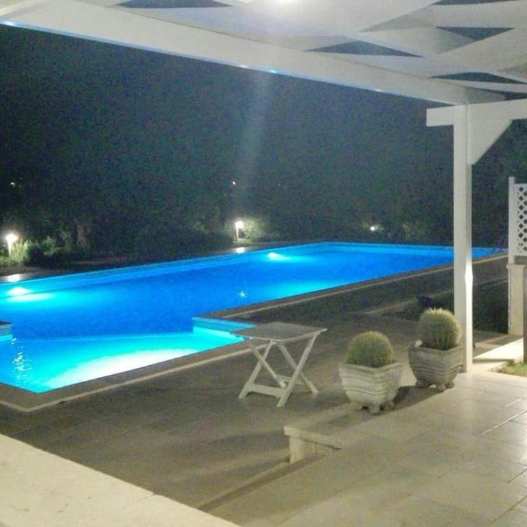 CASA NEL VERDE CON GIARDINO E PISCINA PRIVATA - Villa con Piscina Privata - 7