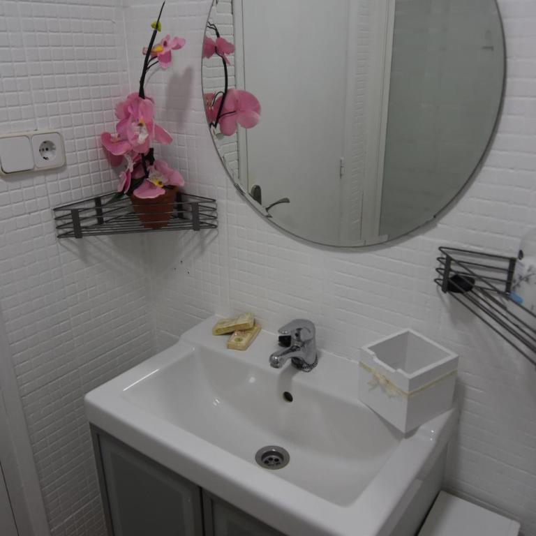 RNET - Merce Rododera - Puerto Roses - Two-Bedroom Apartment - 16