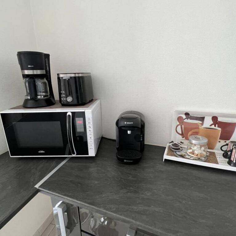 Belle maison quartier Henriville, proche centre - Appartement 1 Chambre - 20