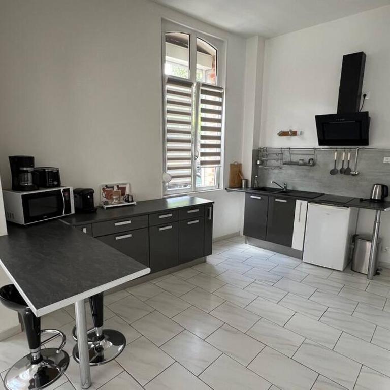 Belle maison quartier Henriville, proche centre - Appartement 1 Chambre - 45