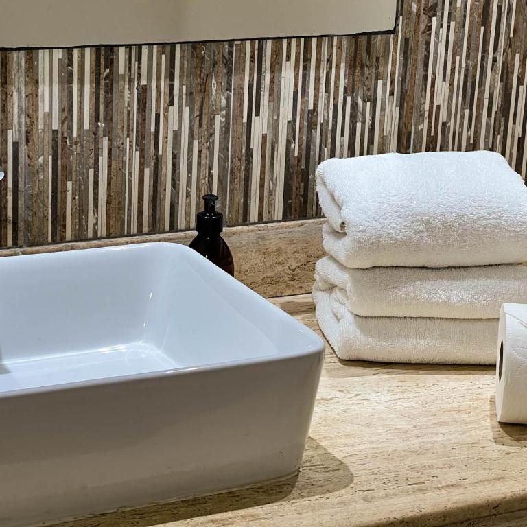 Beachside Apartments Cancun - Studio Apartment with Sea View - 10