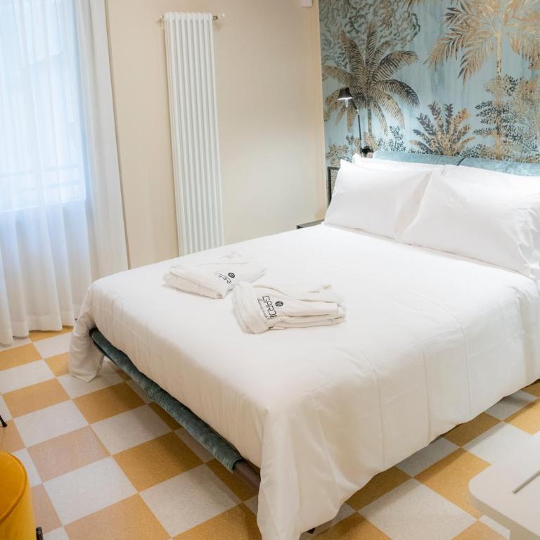 Palazzo Scappi Gardi Luxury Apartments - Two-Bedroom Apartment - 12
