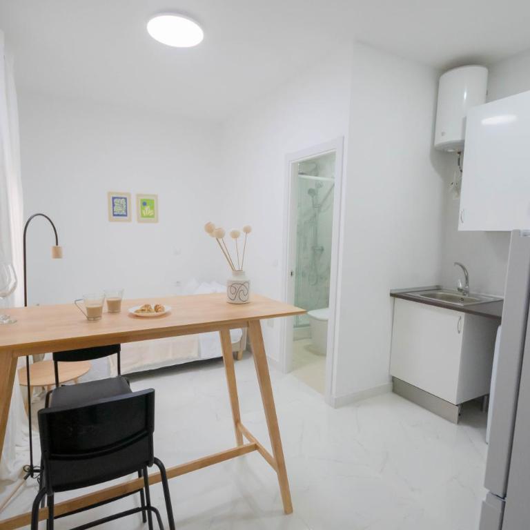 For You Rentals Encantador y único estudio TEMPORAL en EL CENTRO MLU4B1 - One-Bedroom Apartment - 1