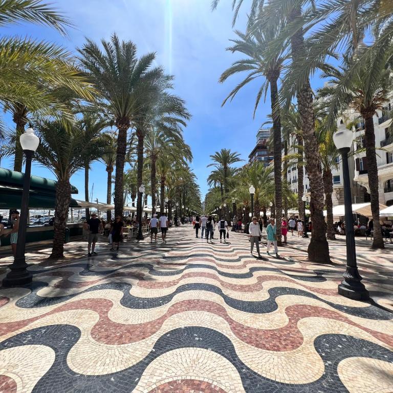 New! Cosy Two Bedroom Apartment by the Beach - Apartamento de 2 dormitorios - 8