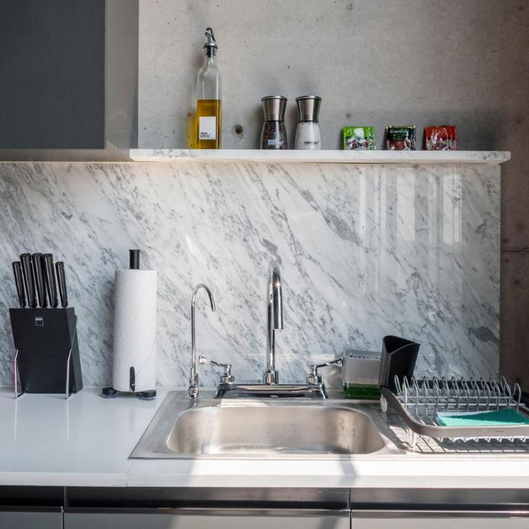 Roma 121 by Wynwood House - Aware Duplex w/ Cozy Terrace in Roma Norte - 11