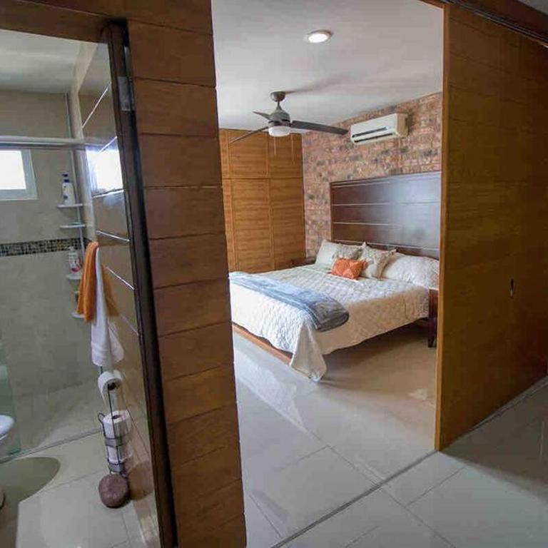 2 bd Loft in Versalles, Walk to the Beach! - Two-Bedroom Apartment - 14