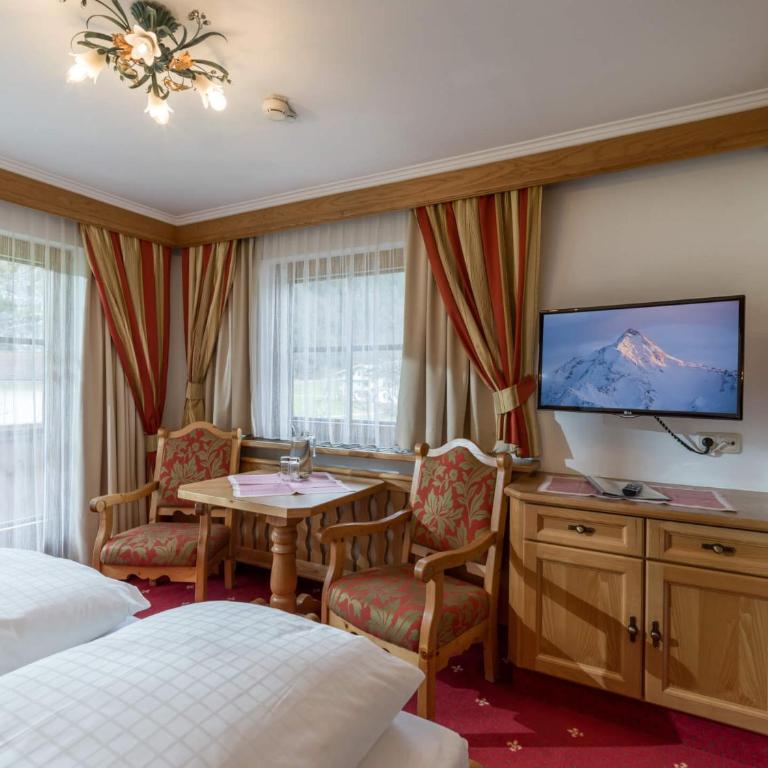 Ferienhof Oblasser - Doppelzimmer mit Gartenblick - 3