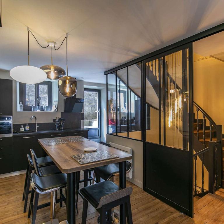 Maison spacieuse au centre de Cauterets, avec terrasse, garage, et proche commodités et télécabines. - FR-1-401-260 - Maison de Vacances - 1
